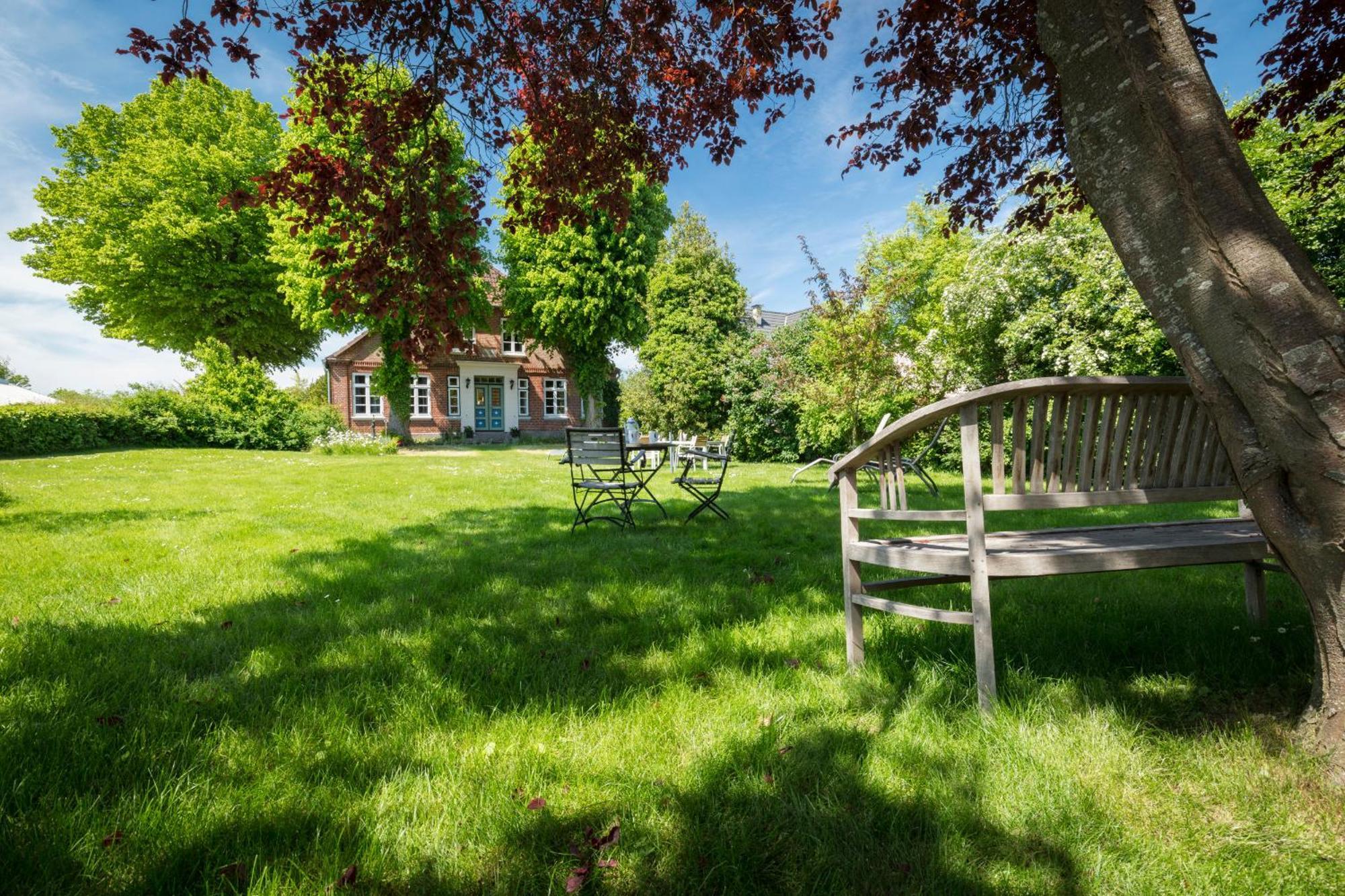 "Gaestehaus Summersby" - Natururlaub Mit Exklusivem Landhausflair Fehmarn Buitenkant foto